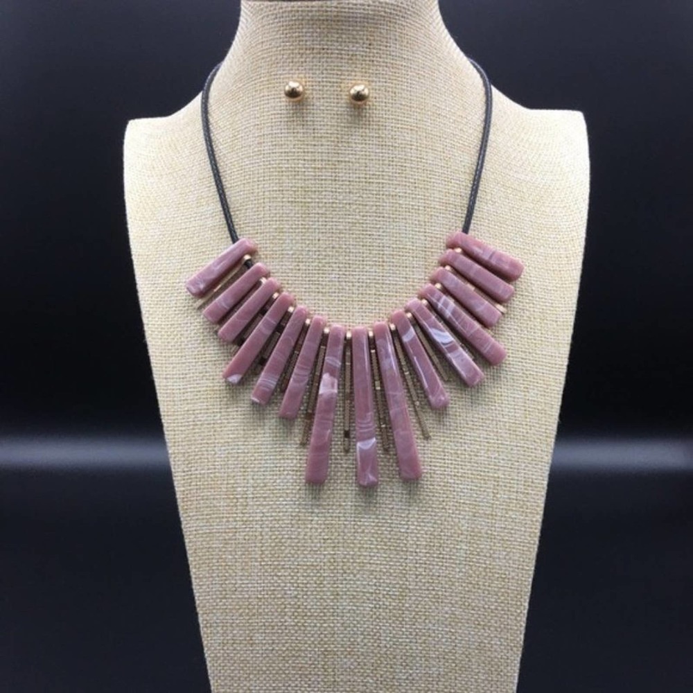 Necklace Mauve, Bar Statement